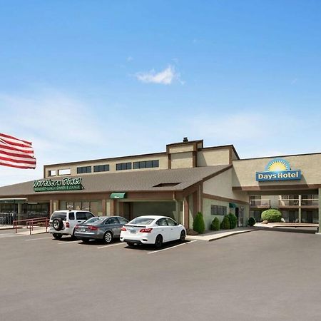 Days Hotel By Wyndham Flagstaff Exterior photo